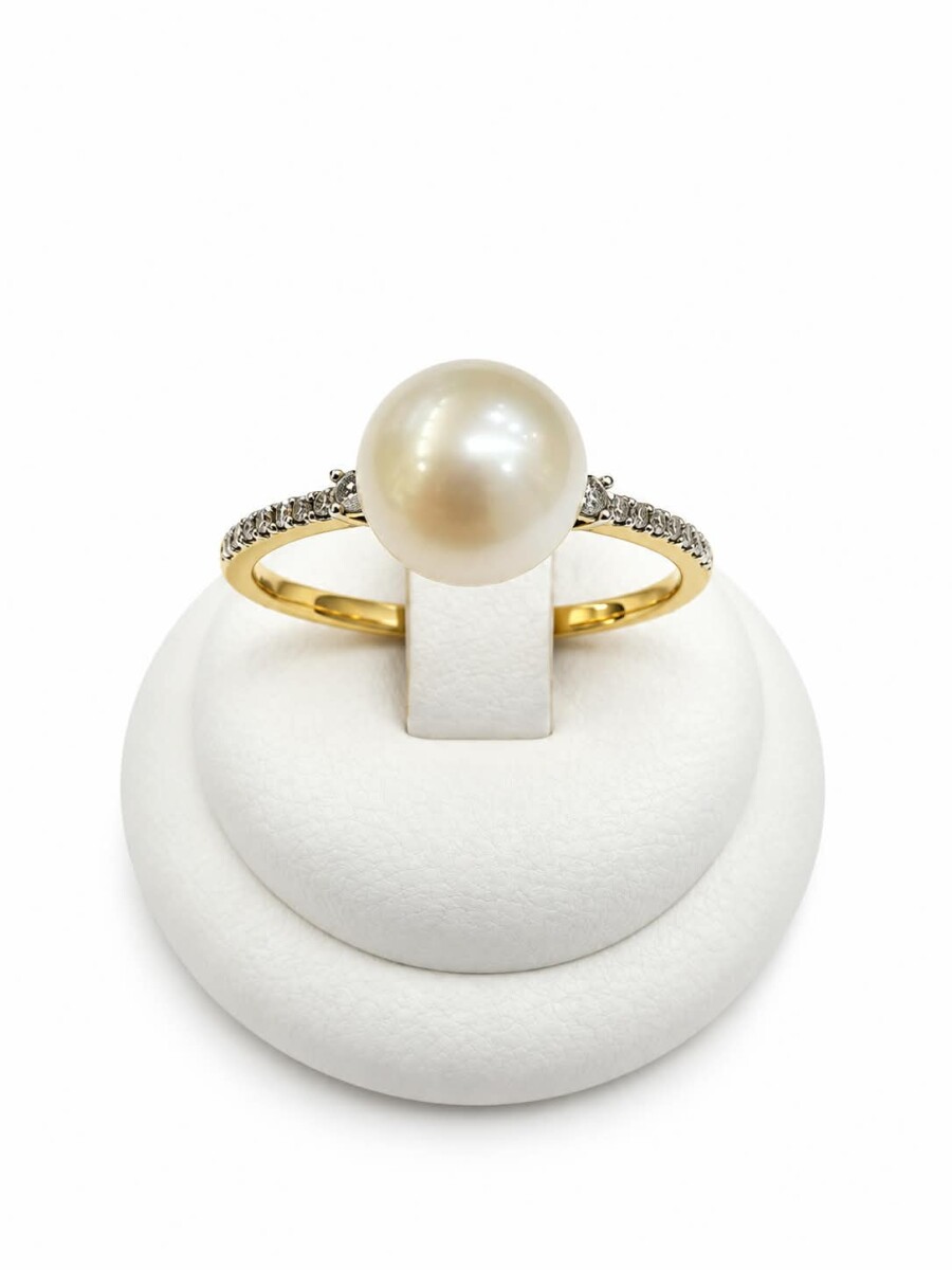 Anillo con Perla y Brillantes Oro 18kt 