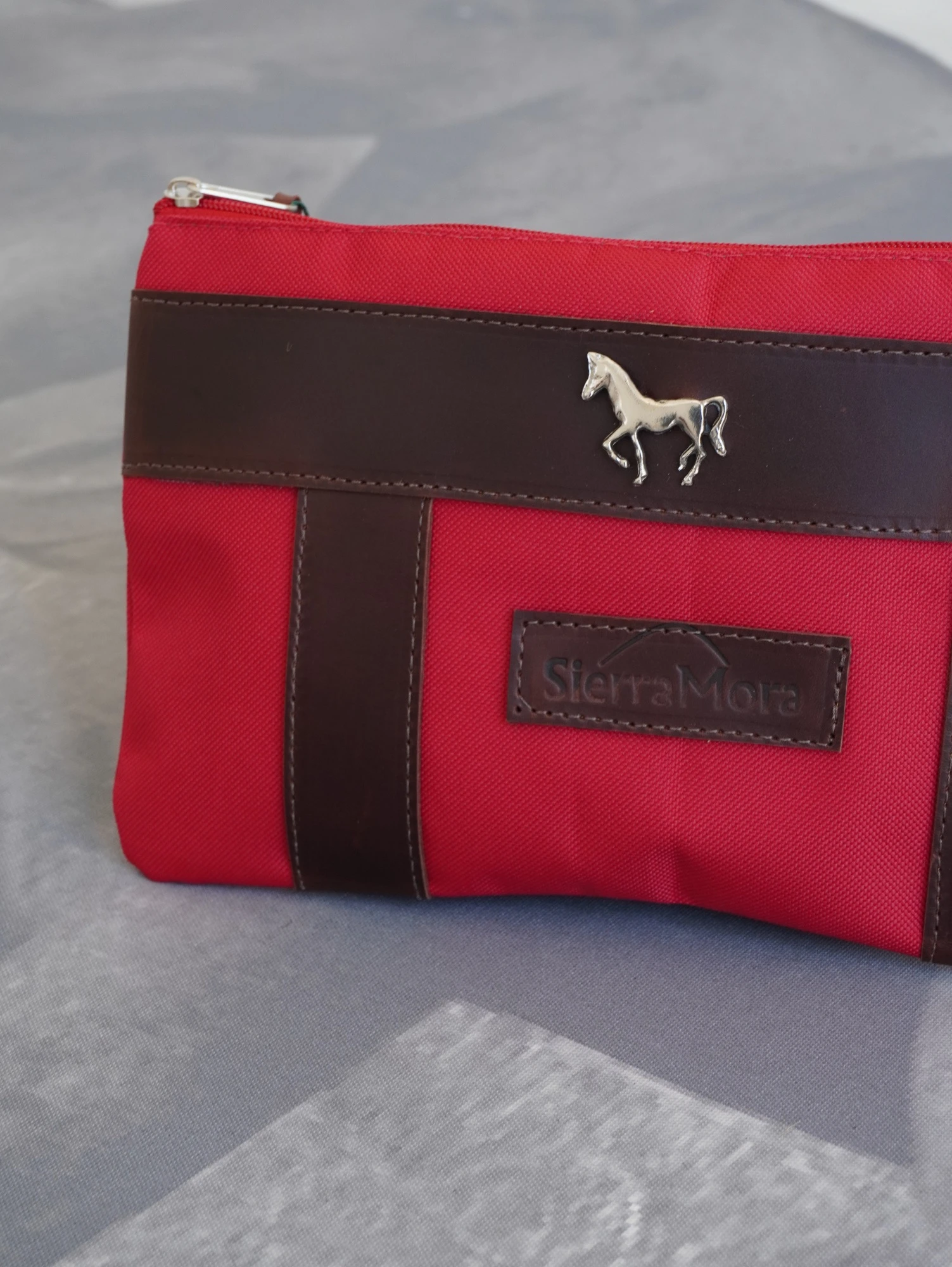 Sobre Cartuchera Mustang -  Chocolate