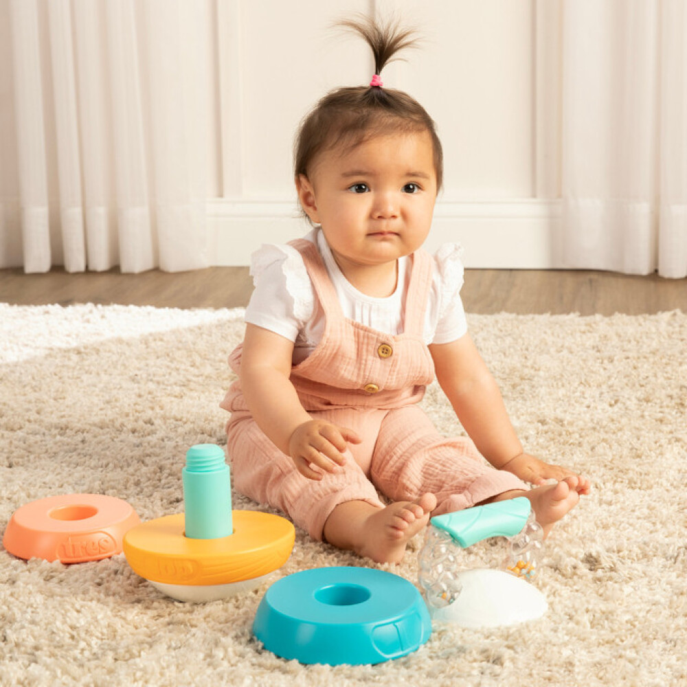 Juego apilable con sonajero estimulacion LAMAZE Juego apilable con sonajero estimulacion LAMAZE