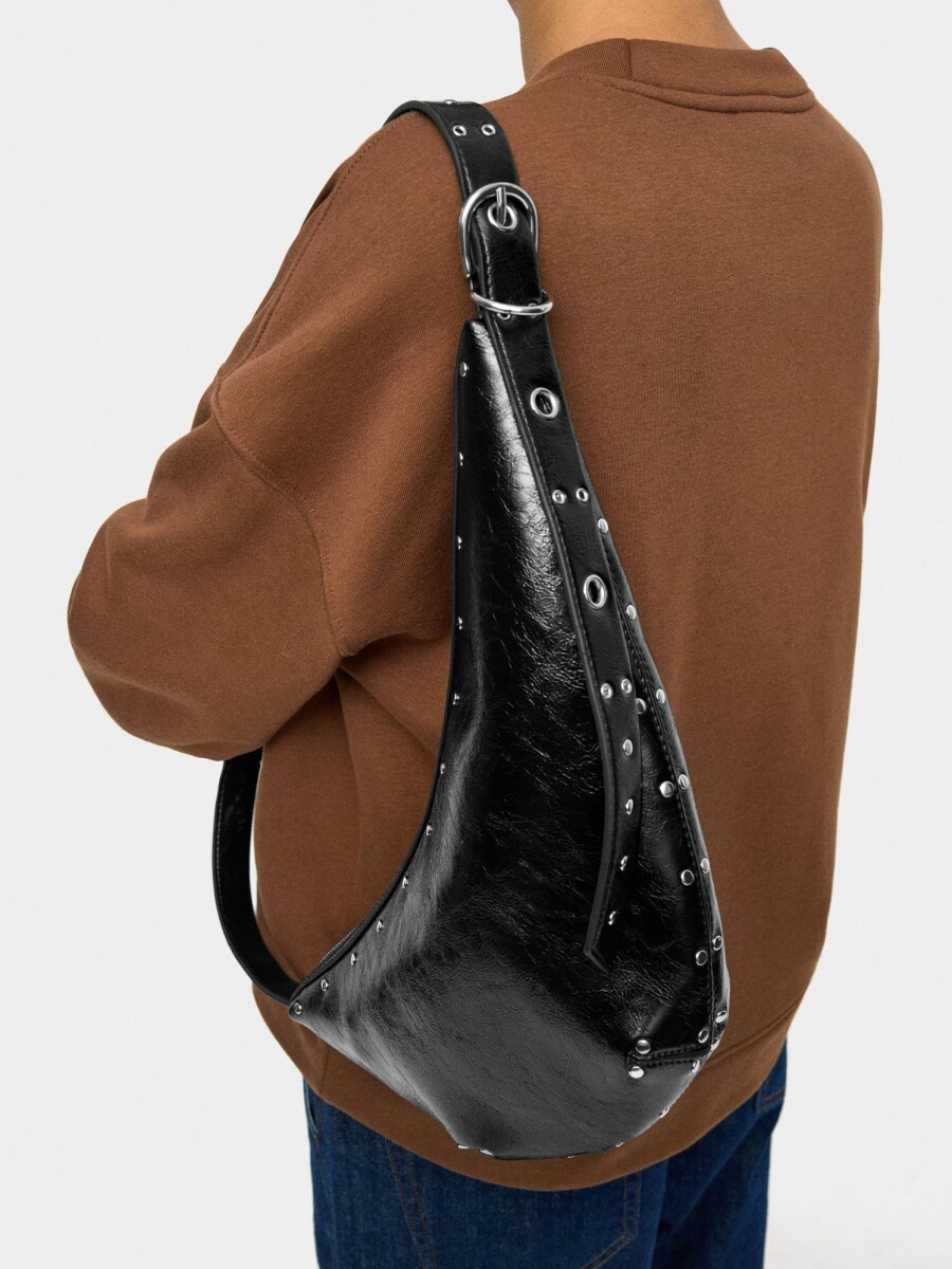 Bolso De Hombro Asimétrico Con Tachuelas negro