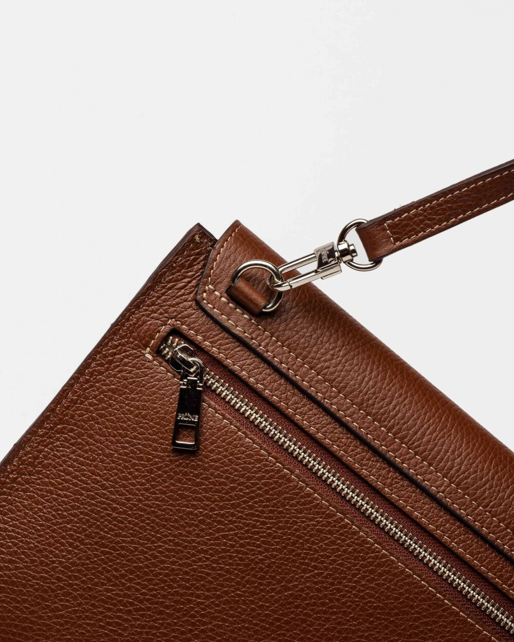 Morral Liana En Cuero Graneado Tabaco