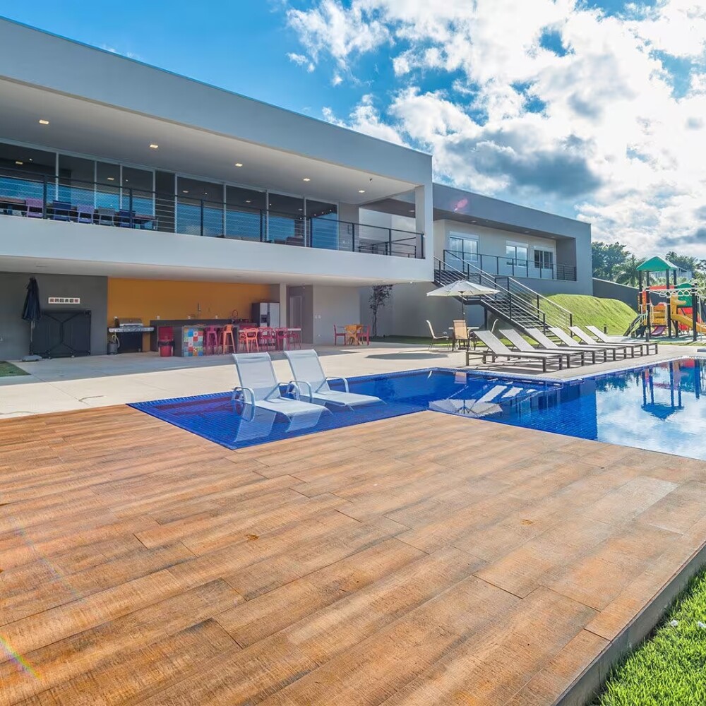 Porcelanato madero Jatoba 24.5x100 cm Mate y rectificado Porcelanato Madero Jatoba 24.5x100 Cm Mate Y Rectificado