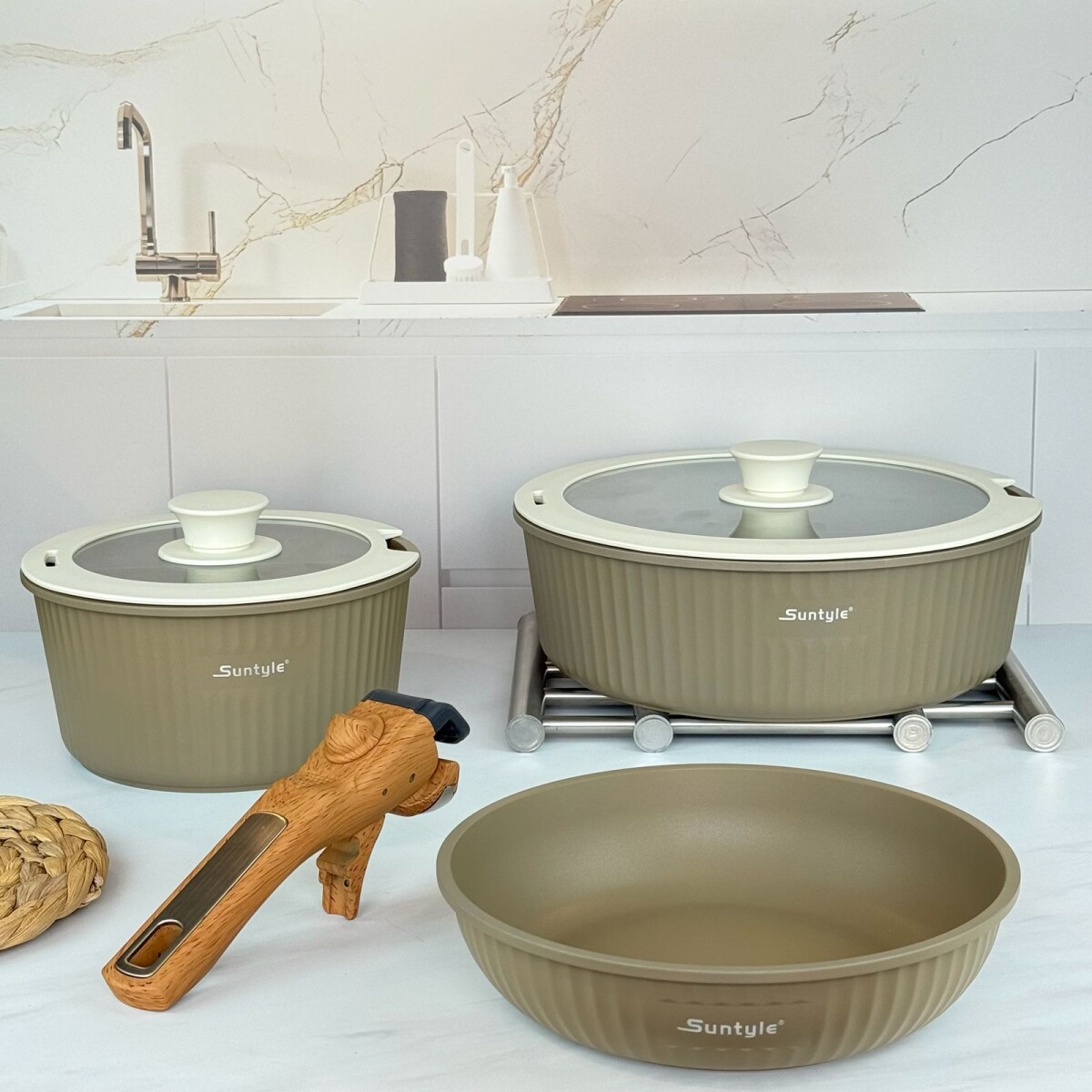 Juego De Ollas + Sarten Antiadherente 6 Piezas Con Mango Desmontable 