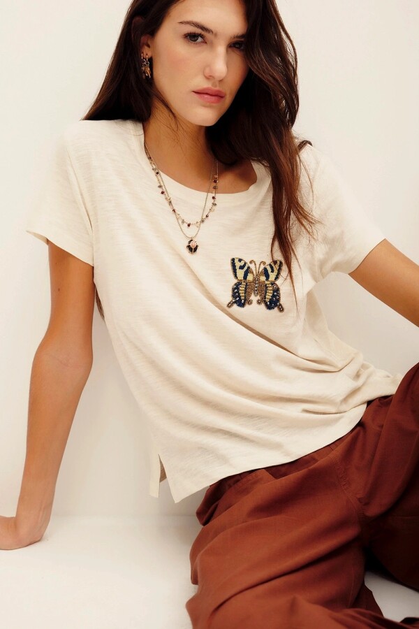 REMERA BUTTERFLY Crudo