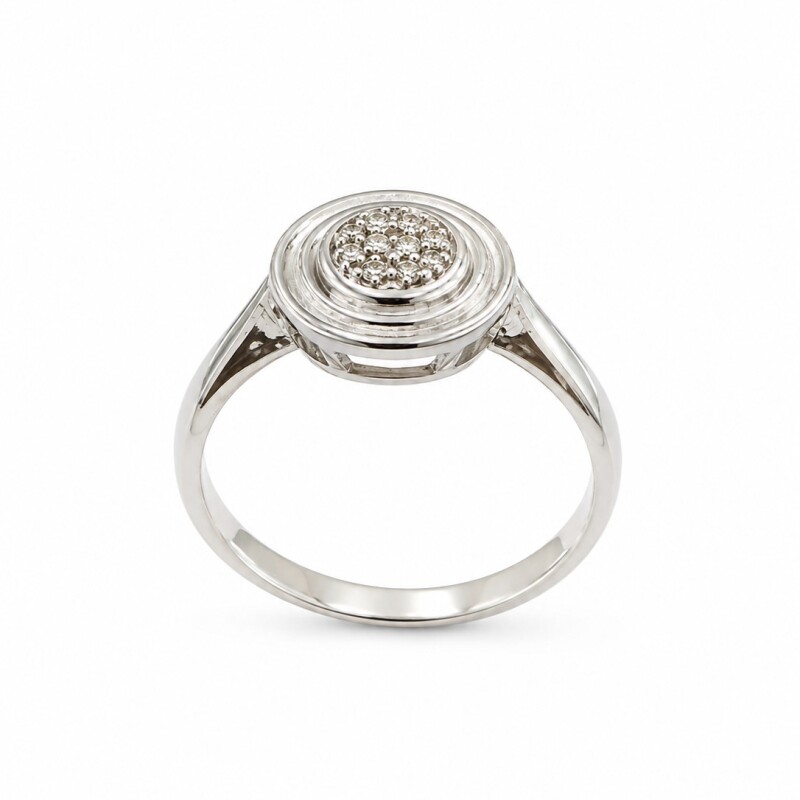 Anillo modelo circular al centro con zirconias Anillo modelo circular al centro con zirconias