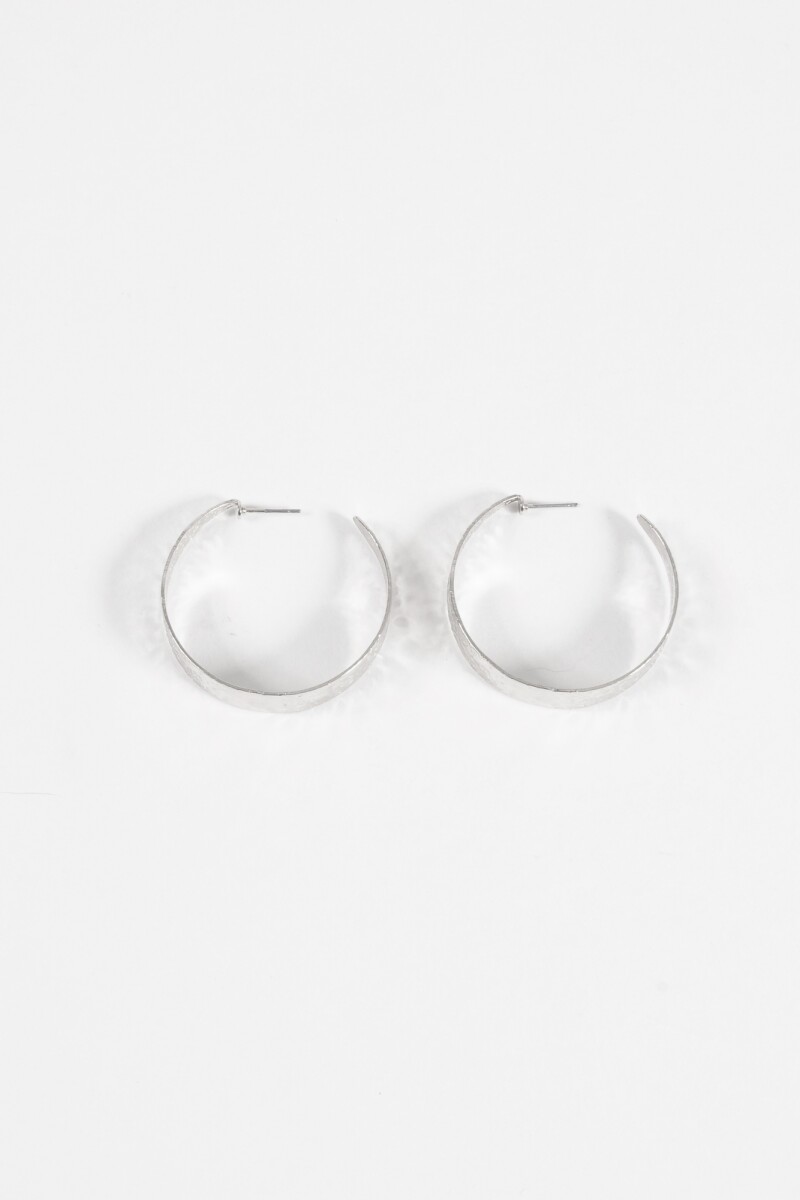 Caravanas con texturas plateado