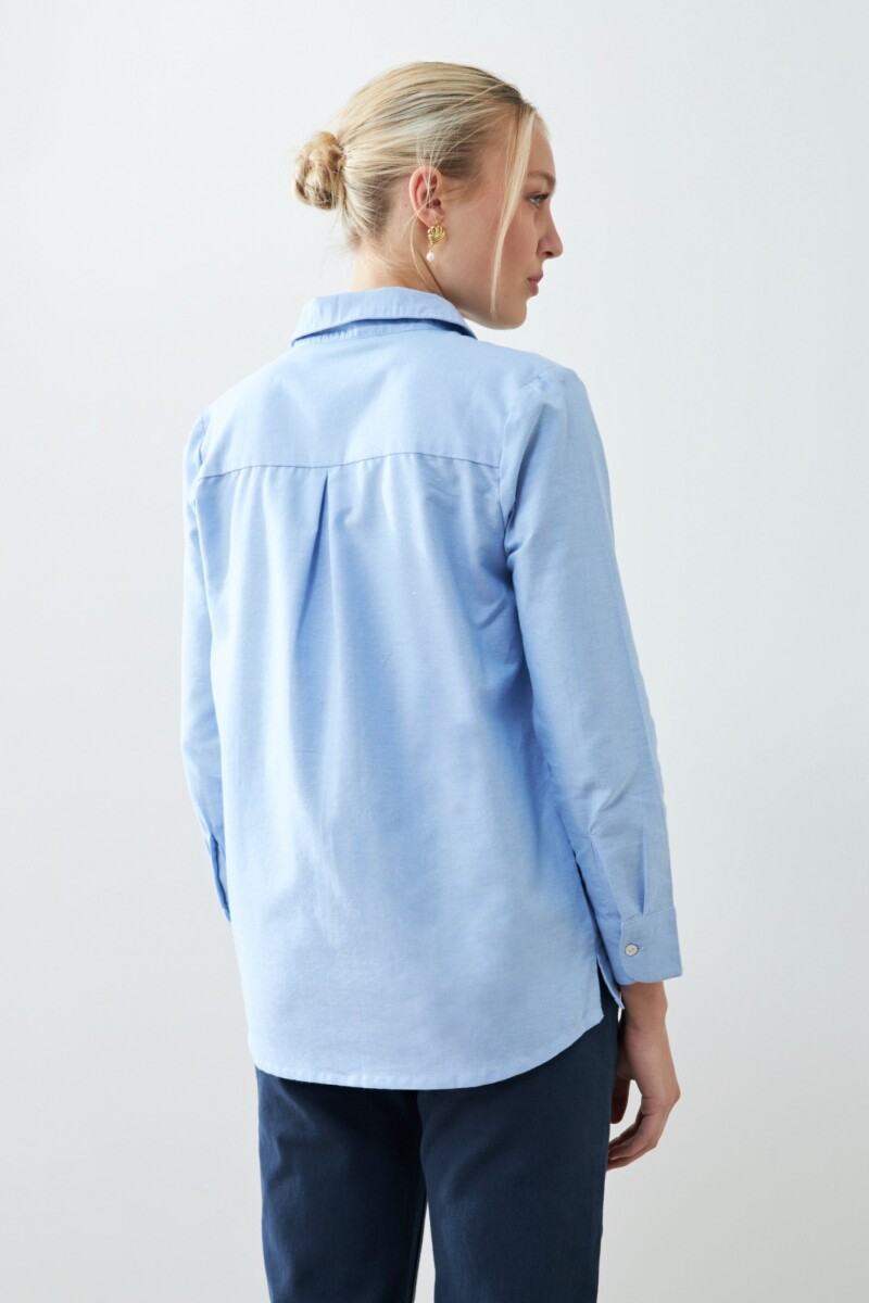 Camisa oxford celeste
