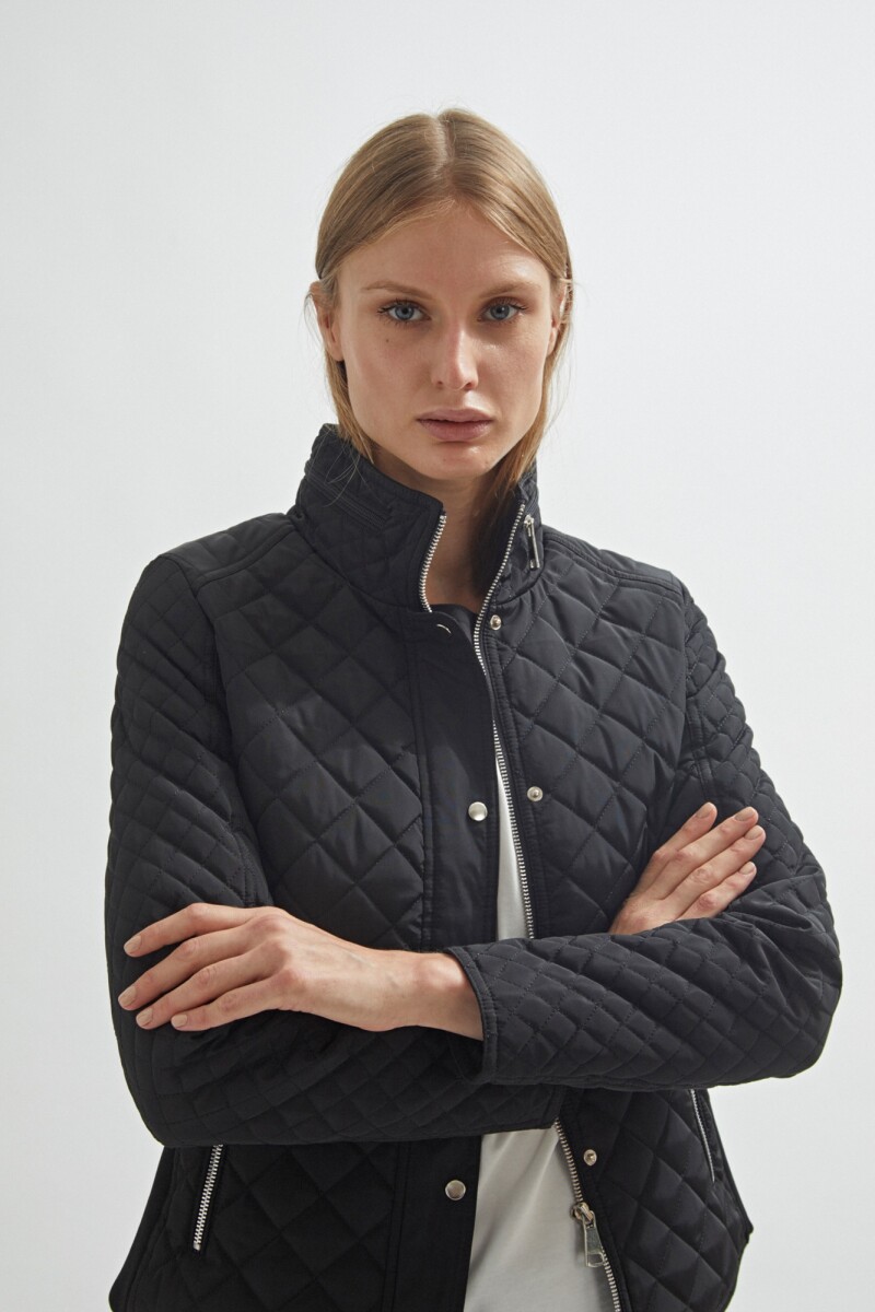 Campera capitoneada con canale - negro 