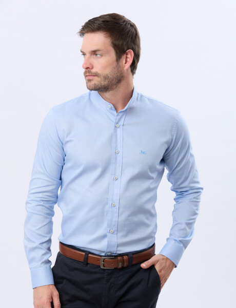 CAMISA LISA CUELLO MAO Celeste
