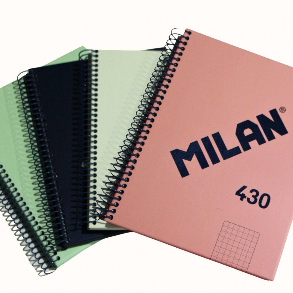 CUADERNO MILAN CON ESPIRAL TAMAÑO A5 CUADRICULADO DE 80 HOJAS COLOR VERDE PASTEL CUADERNO MILAN CON ESPIRAL TAMAÑO A5 CUADRICULADO DE 80 HOJAS COLOR VERDE PASTEL