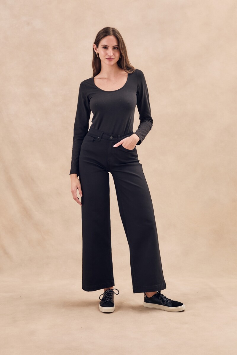 Remera Algodón Elastano Negro