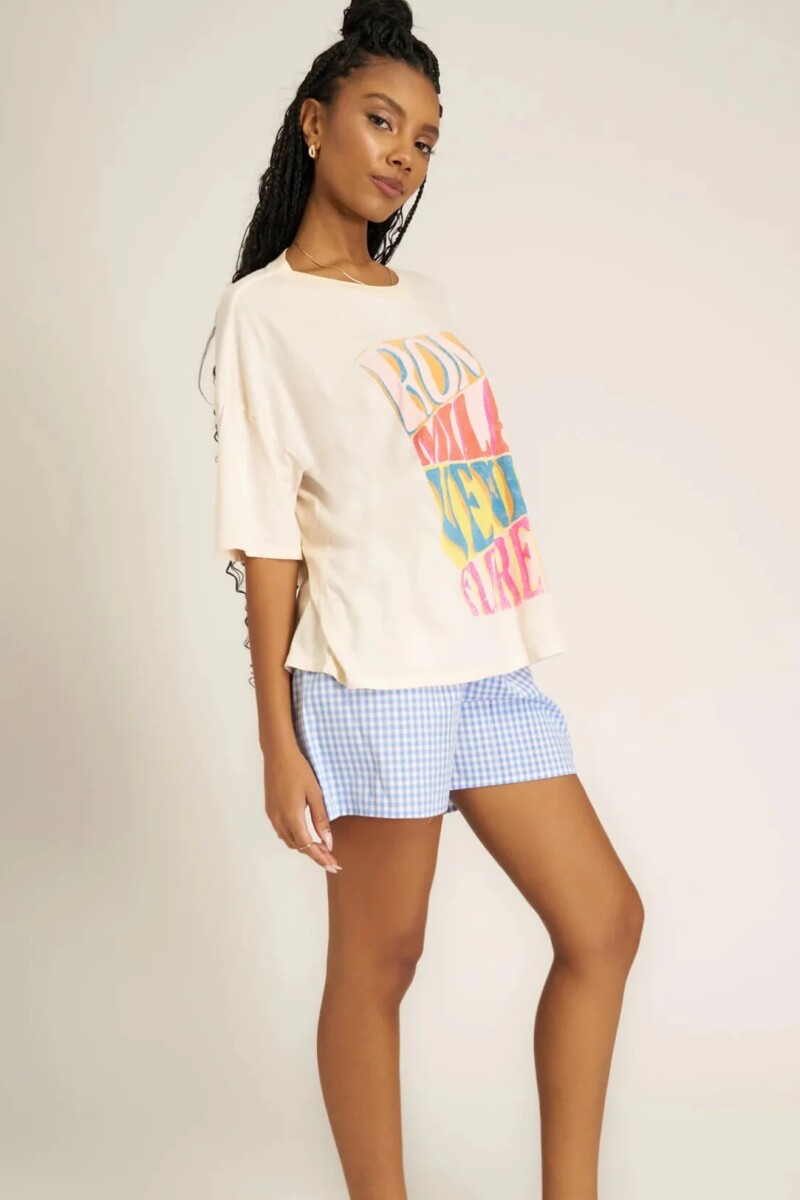 REMERA ITALIA Crema
