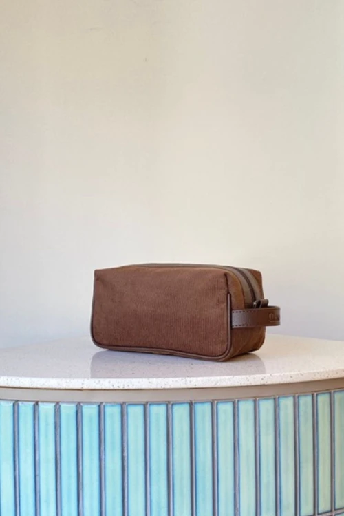 Necessaire chico en simil Pana Chocolate