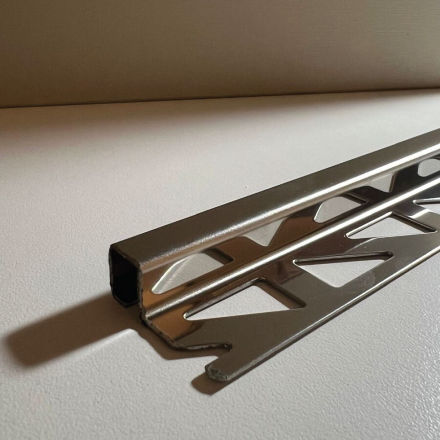 Terminación Cuadrada Acero Brillante Terminación Cuadrada Acero Brillante