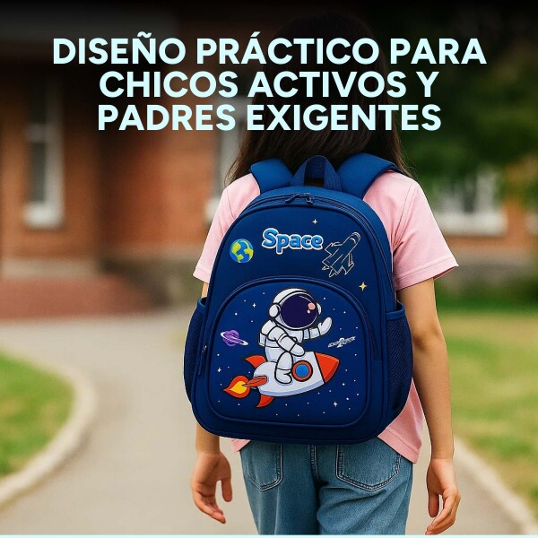 Mochila Escolar Reforzada 33x24cm 2 Bolsillos Astronauta Color Azul