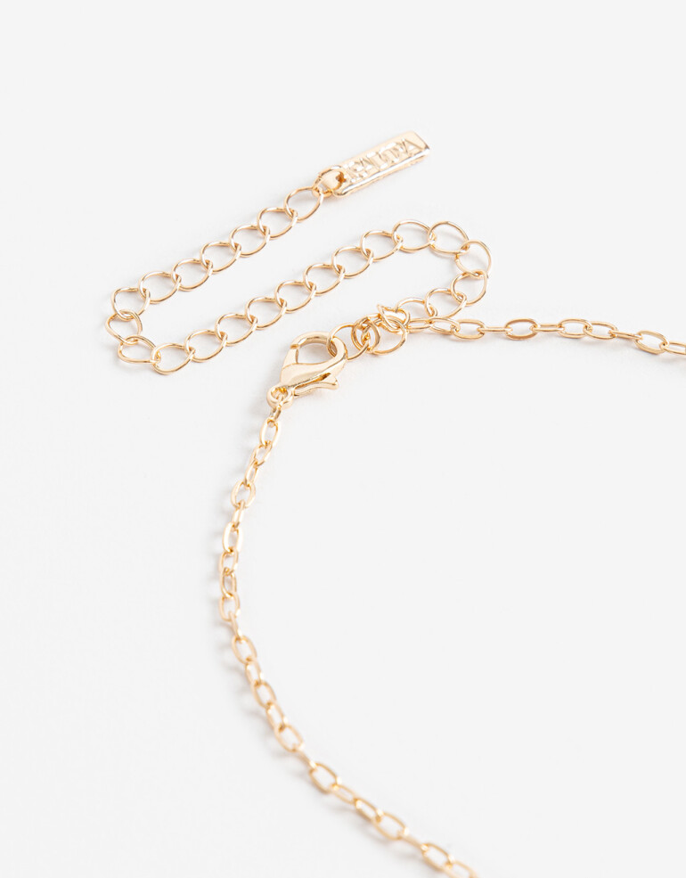 Cadena Corta con Dije Metal Cadena Con Dije Corazón Inicial "s" - Dorado