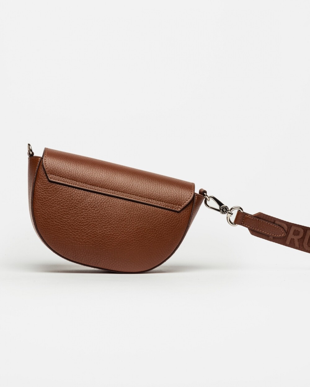 Bandolera The Circle En Cuero Graneado Tabaco