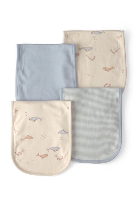 Pack cuatro babitas de algodón, azul y crema, diseño ballenas Pack cuatro babitas de algodón, azul y crema, diseño ballenas