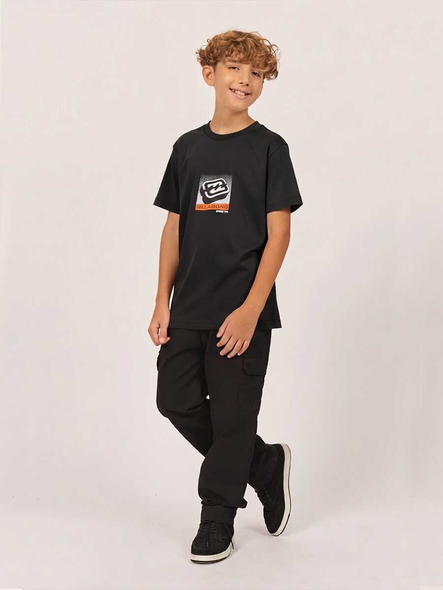 REMERA BOYS SPEC 3D SS Black 