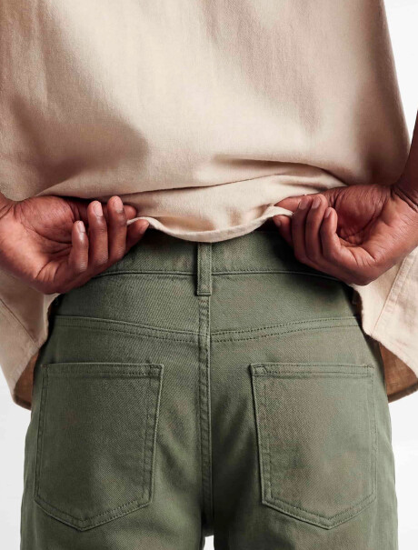 PANTALONES DE SARGA AJUSTADOS VERDE