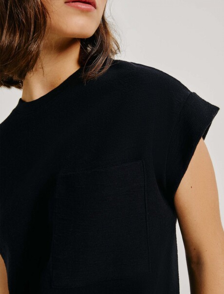 VESTIDO BÁSICO CORTO NEGRO