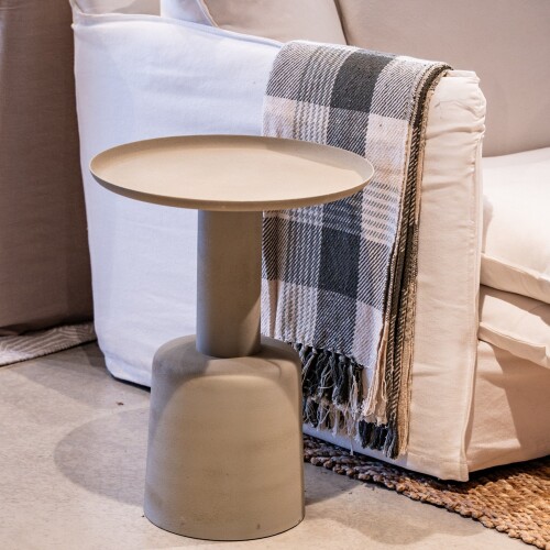 Mesa lateral, Milaki Mesa lateral, Milaki