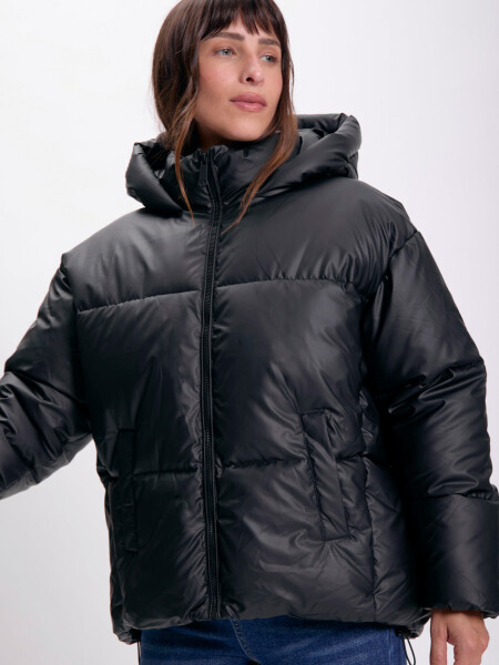 Campera de abrigo capitoneada Negro