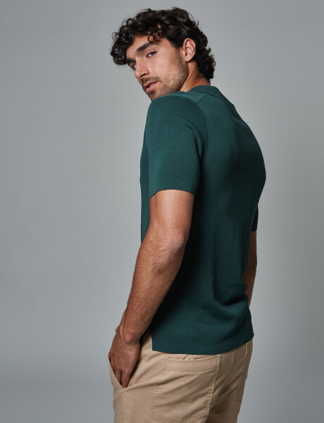 Remera tejida m/c lisa verde