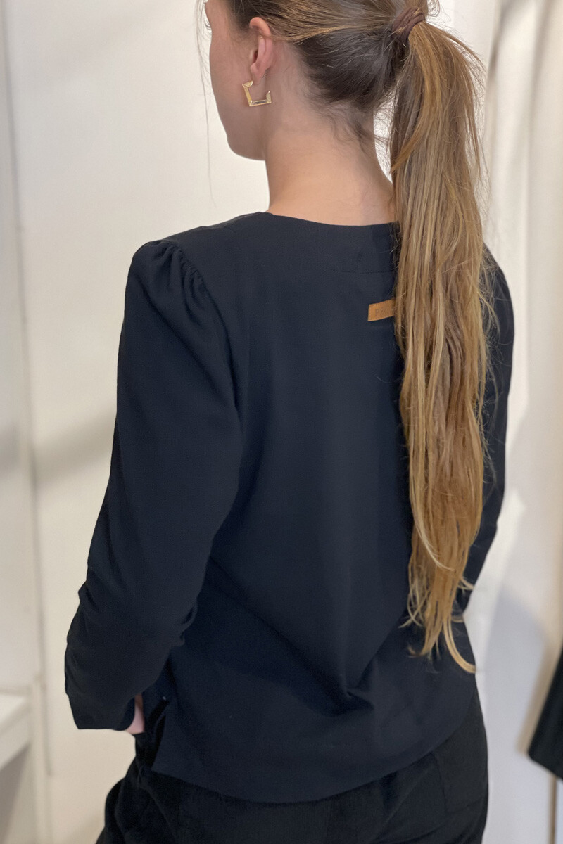 Remera soft Negro