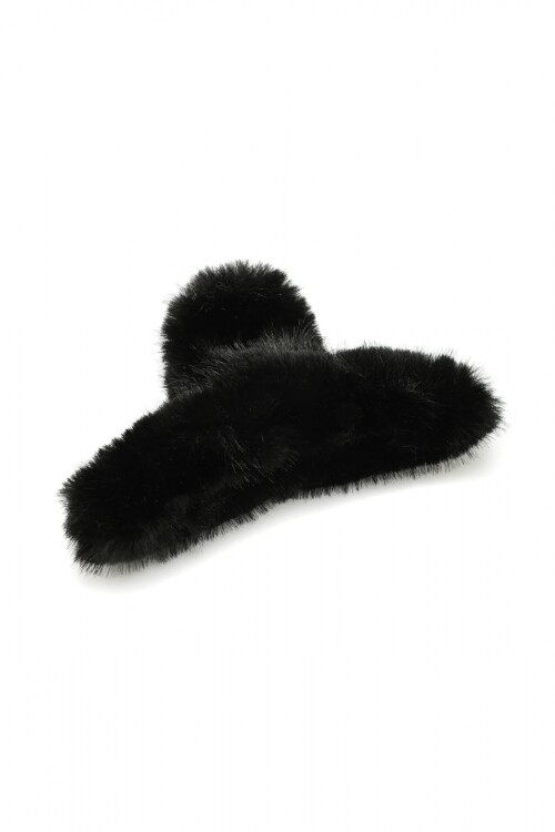 Broche Furry Negro