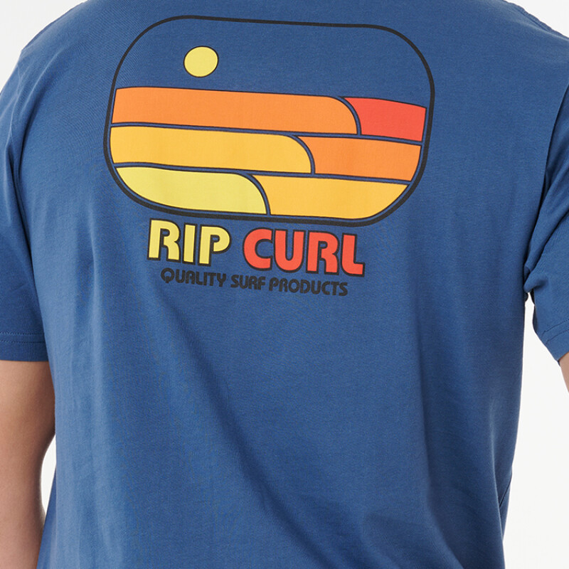Remera Rip Curl Surf Revival Lined Up Remera Rip Curl Surf Revival Lined Up