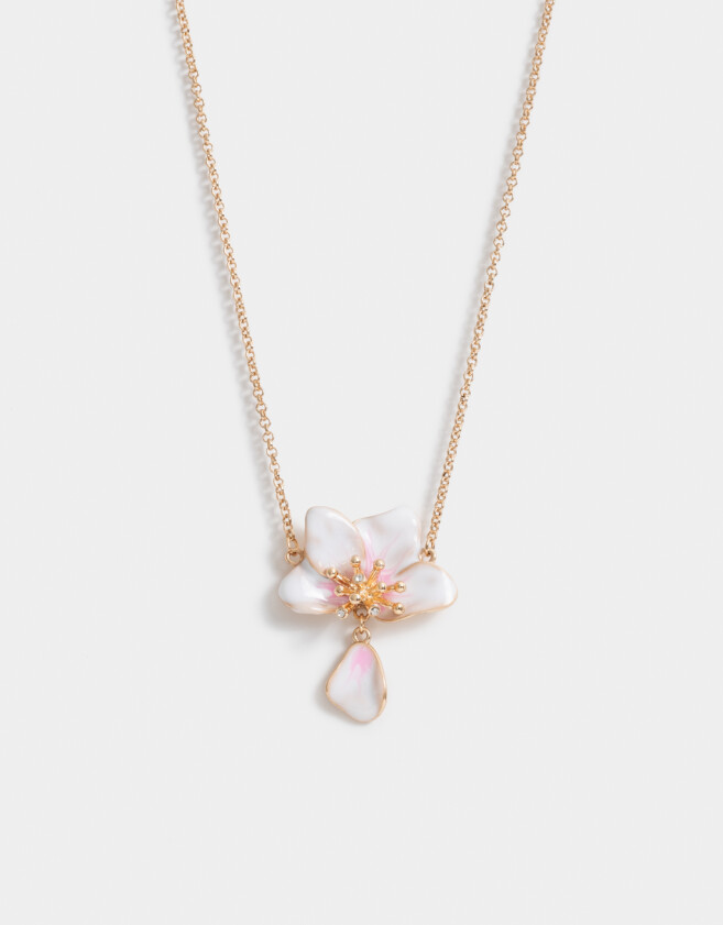 Cadena Corta con Dije Con flores Cadena Corta Con Dije Flor - Dorado
