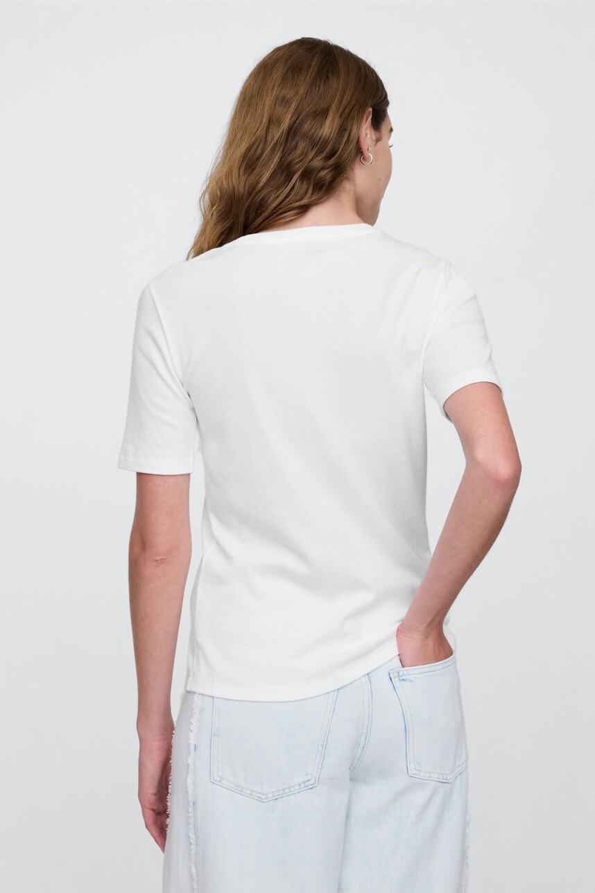 Remera Rib Cuello Redondo Mujer White Uk