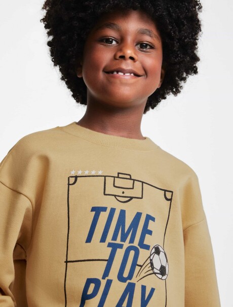 BUZO ESTAMPADO INFANTIL MOSTAZA