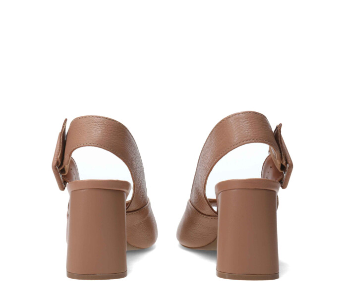Sandalia con pulsera Mocha Mousse