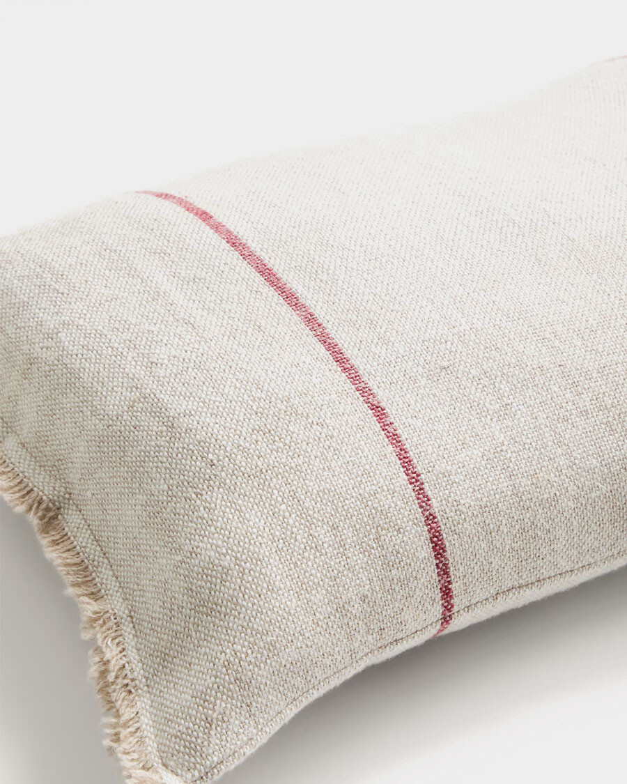 Almohadón Lidore en lino beige con rayas rojas en contraste, 30 x 50 cm Almohadón Lidore en lino beige con rayas rojas en contraste, 30 x 50 cm