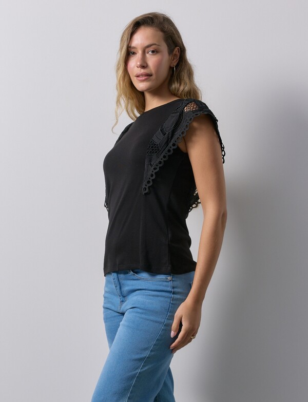Blusa Manga Crochet NEGRO