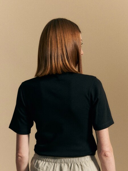 POLERA ALLIE ZAMORA NEGRO