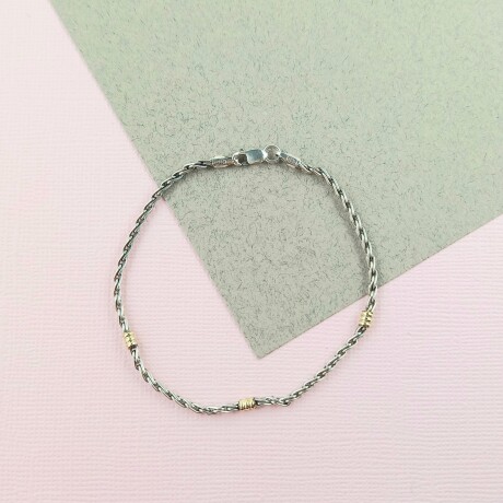 Pulsera Espiga en plata 925 con detalles en double de oro 18 ktes. Pulsera Espiga en plata 925 con detalles en double de oro 18 ktes.
