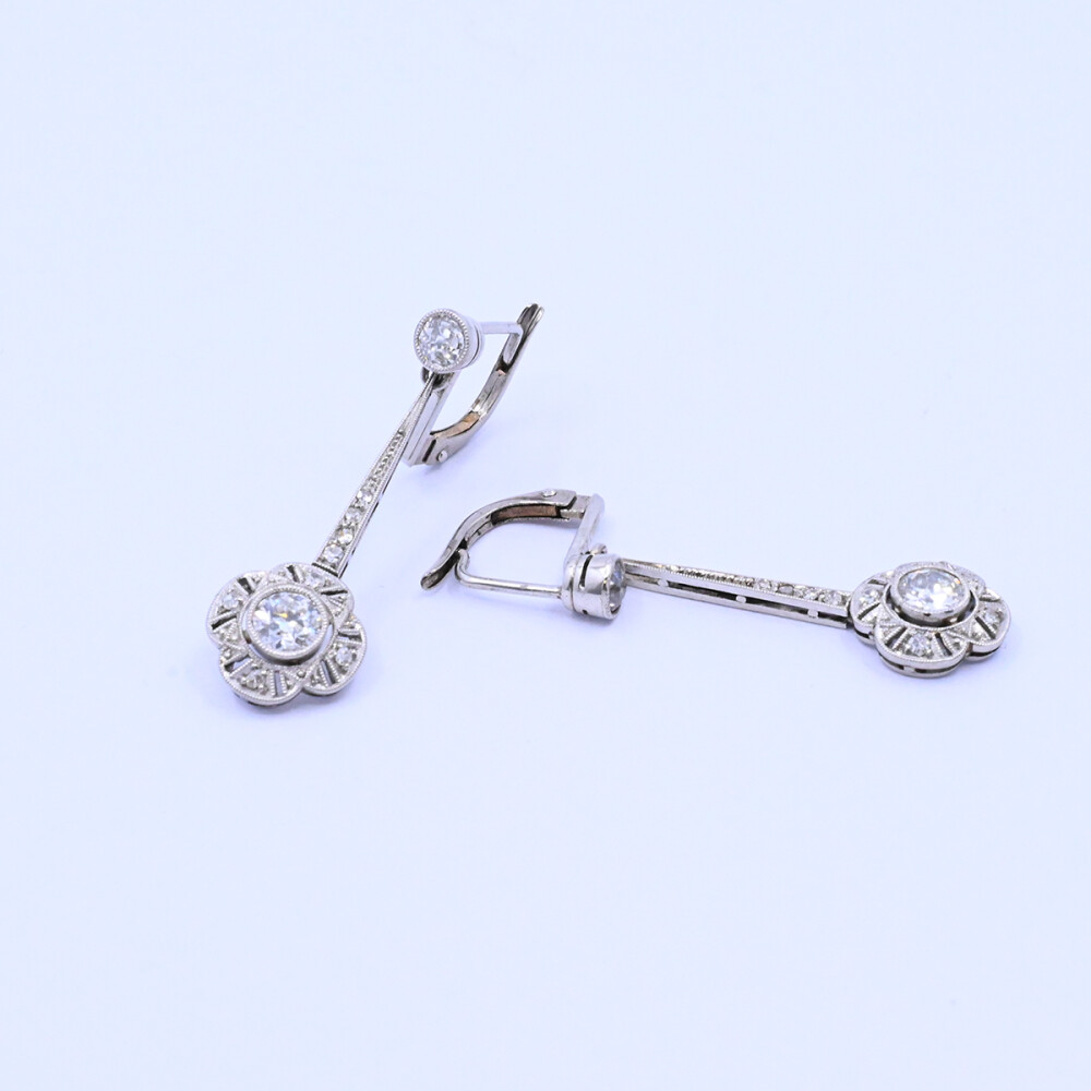 Caravanas antiguas oro 18k con brillantes. Caravanas antiguas oro 18k con brillantes.