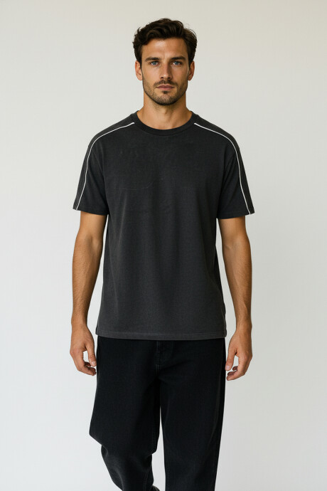 Remera Jareth Estampado 2