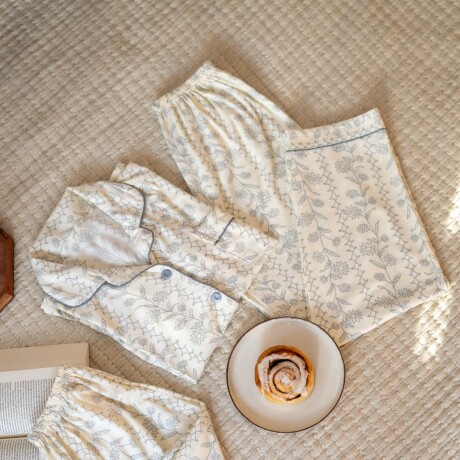 Pijama 3 piezas flores Pijama 3 piezas flores