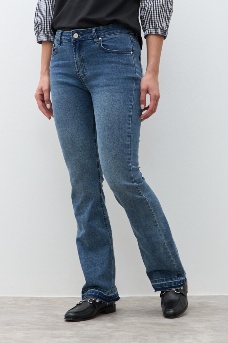 Jean bootcut Liza jean medio