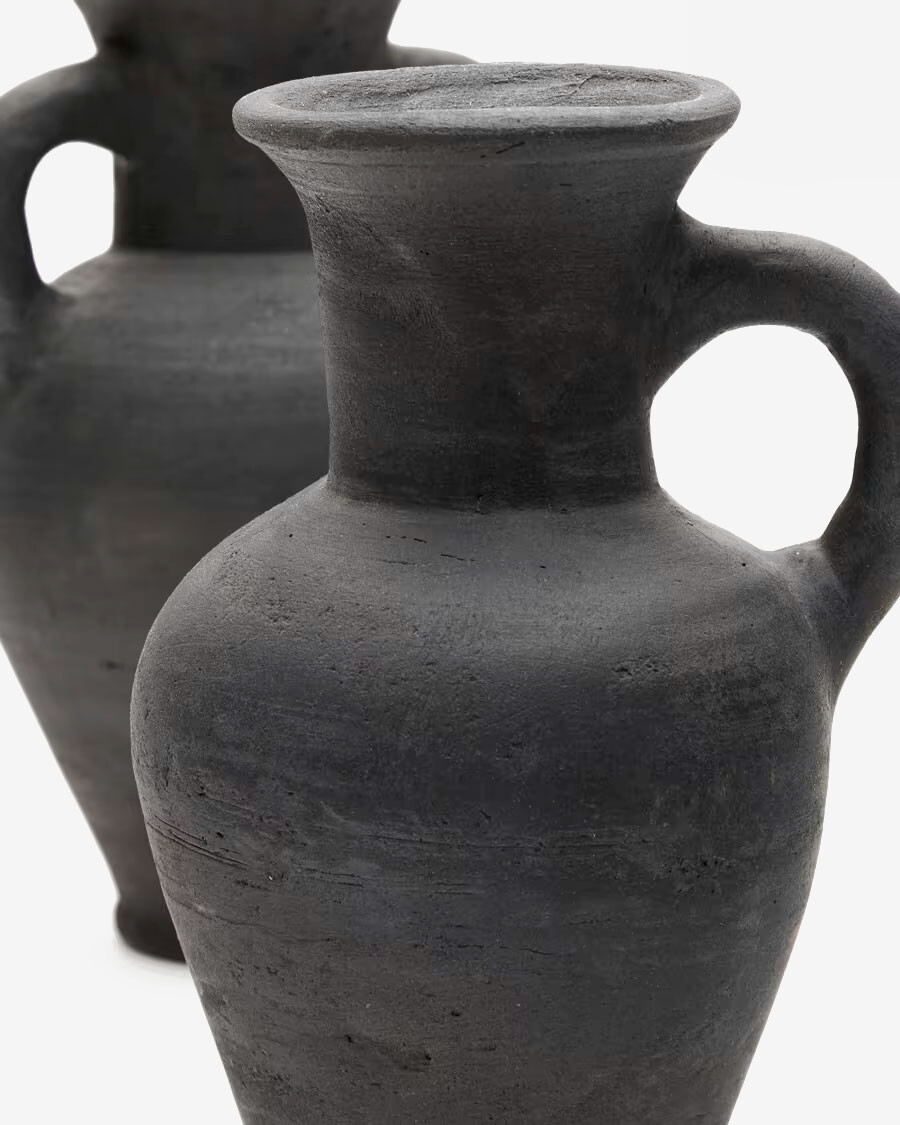Set Tefare de 2 jarrones de terracota con acabado negro 18 cm / 18 cm Set Tefare de 2 jarrones de terracota con acabado negro 18 cm / 18 cm