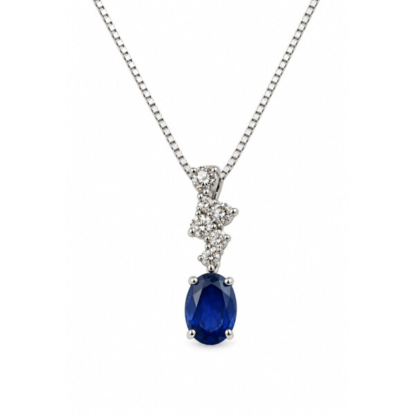 Colgante Odette de Oro Blanco 18k con Brillantes y Zafiro Azul (incluye cadena de 40cm) Colgante Odette de Oro Blanco 18k con Brillantes y Zafiro Azul (incluye cadena de 40cm)