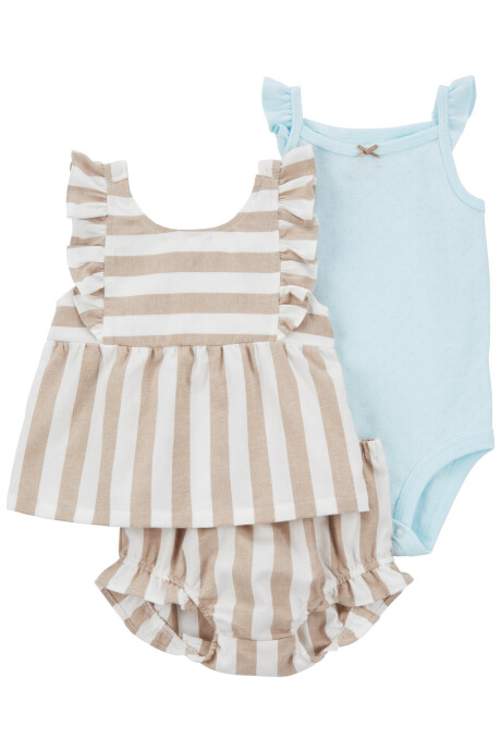 Set tres piezas de algodón, short, blusa y body con volados Set tres piezas de algodón, short, blusa y body con volados