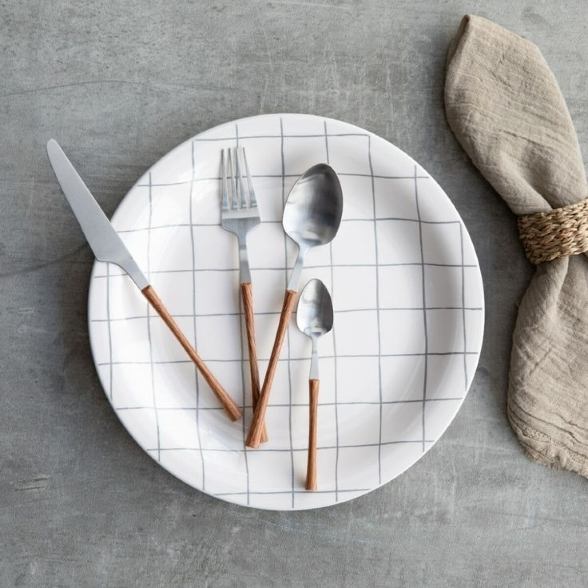 Plato Llano de Cerámica Cuadrillé Beige 26.5cm- 6 Piezas 