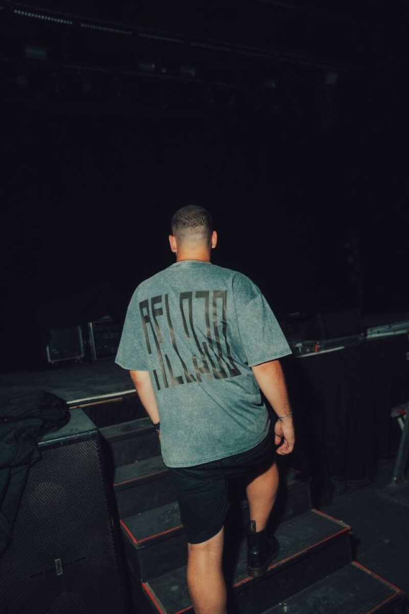 Remeron Distortion Gris Remeron Distortion Gris