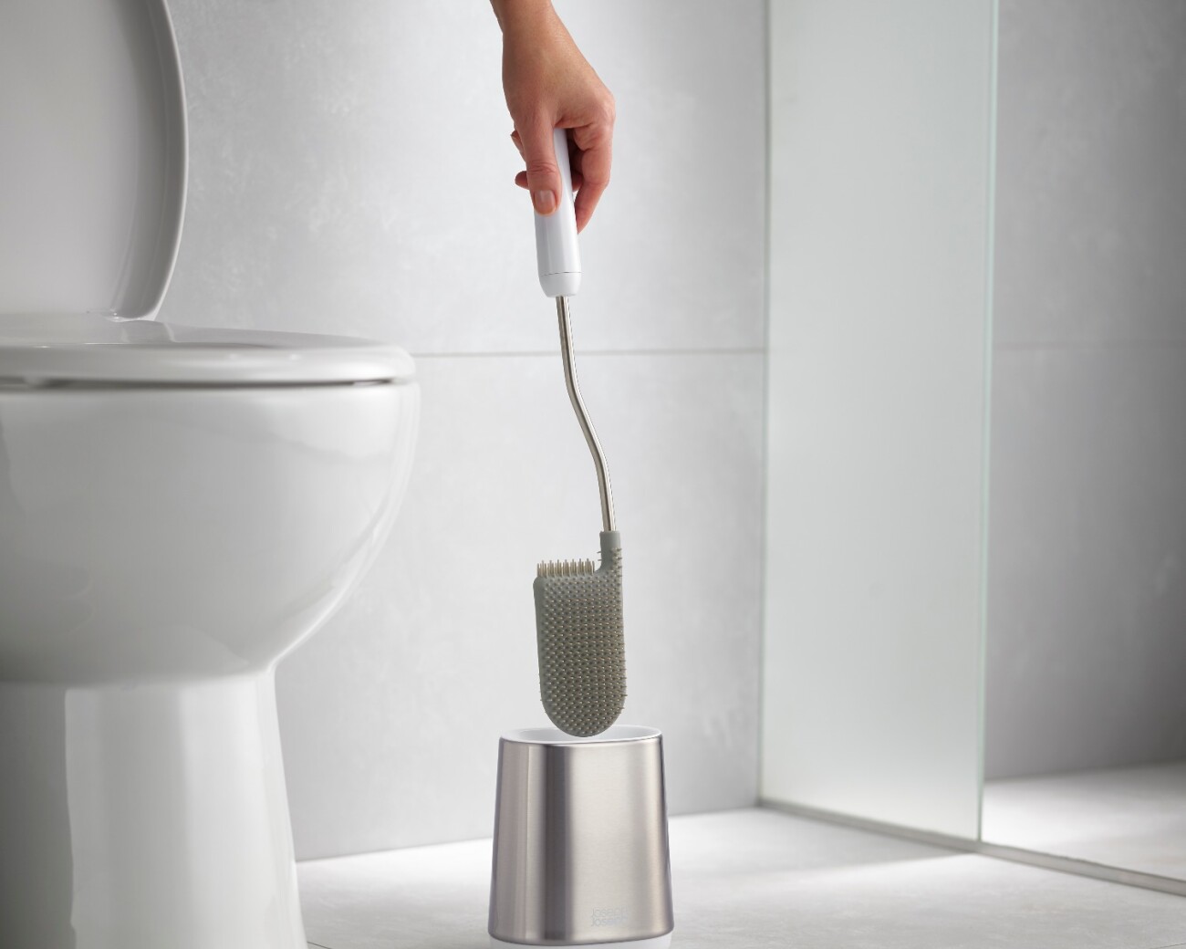 Escobilla para Toilette Joseph Joseph Duo Flex™ Lite Steel Escobilla para Toilette Joseph Joseph Duo Flex™ Lite Steel