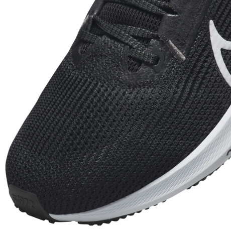 NIKE PEGASUS 40 Black